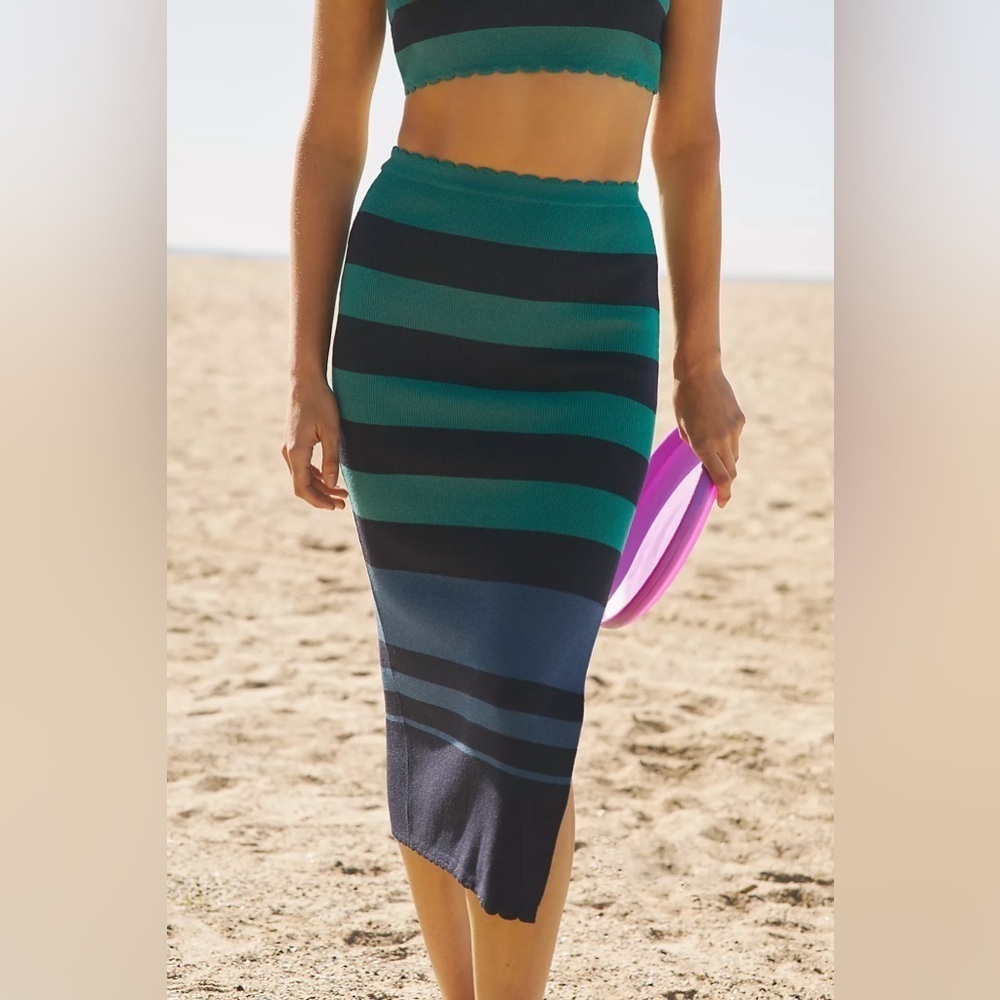 NWT Size M - By Anthropologie Knit Slim Midi Skirt (elastic waistband) - Picture 6 of 16